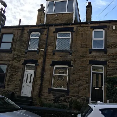 Pawson Street, Morley Holiday home